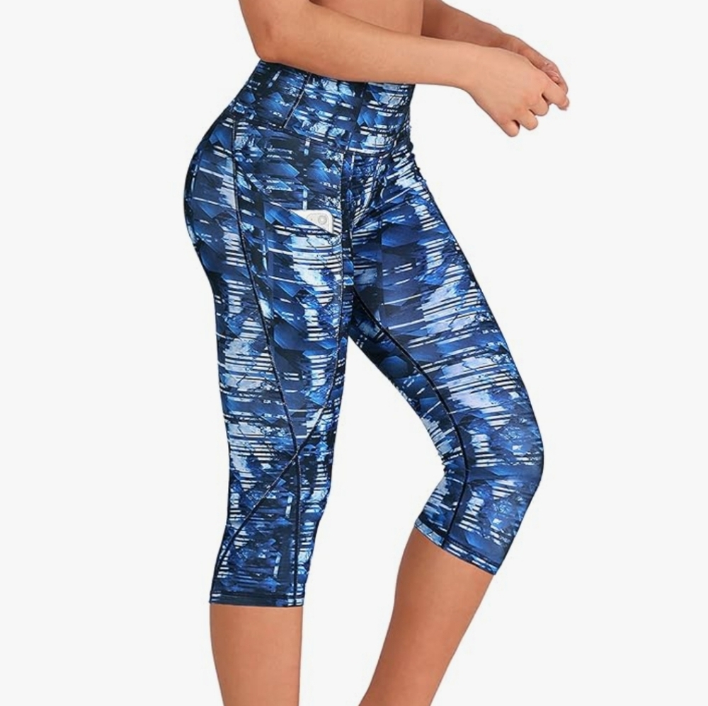 Ododos Capri Leggings: Indigo, Large 76% Poly/24%Spandex, 19" Insea… - Picture 4 of 6